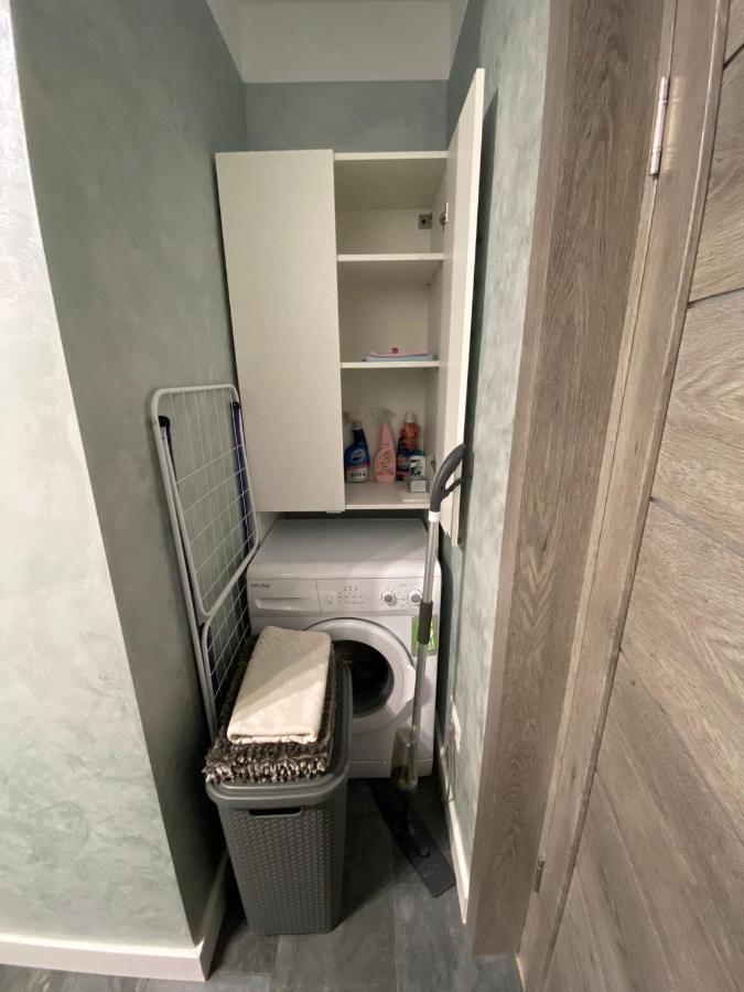 Lora Studio Apartment Suceava Ngoại thất bức ảnh