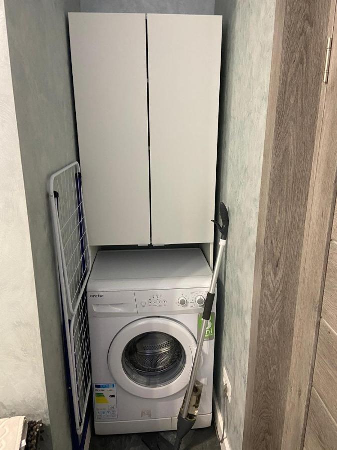 Lora Studio Apartment Suceava Ngoại thất bức ảnh